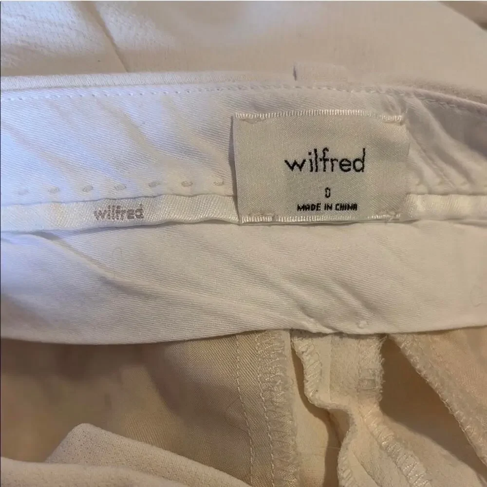 Aritzia manufacturer innovative